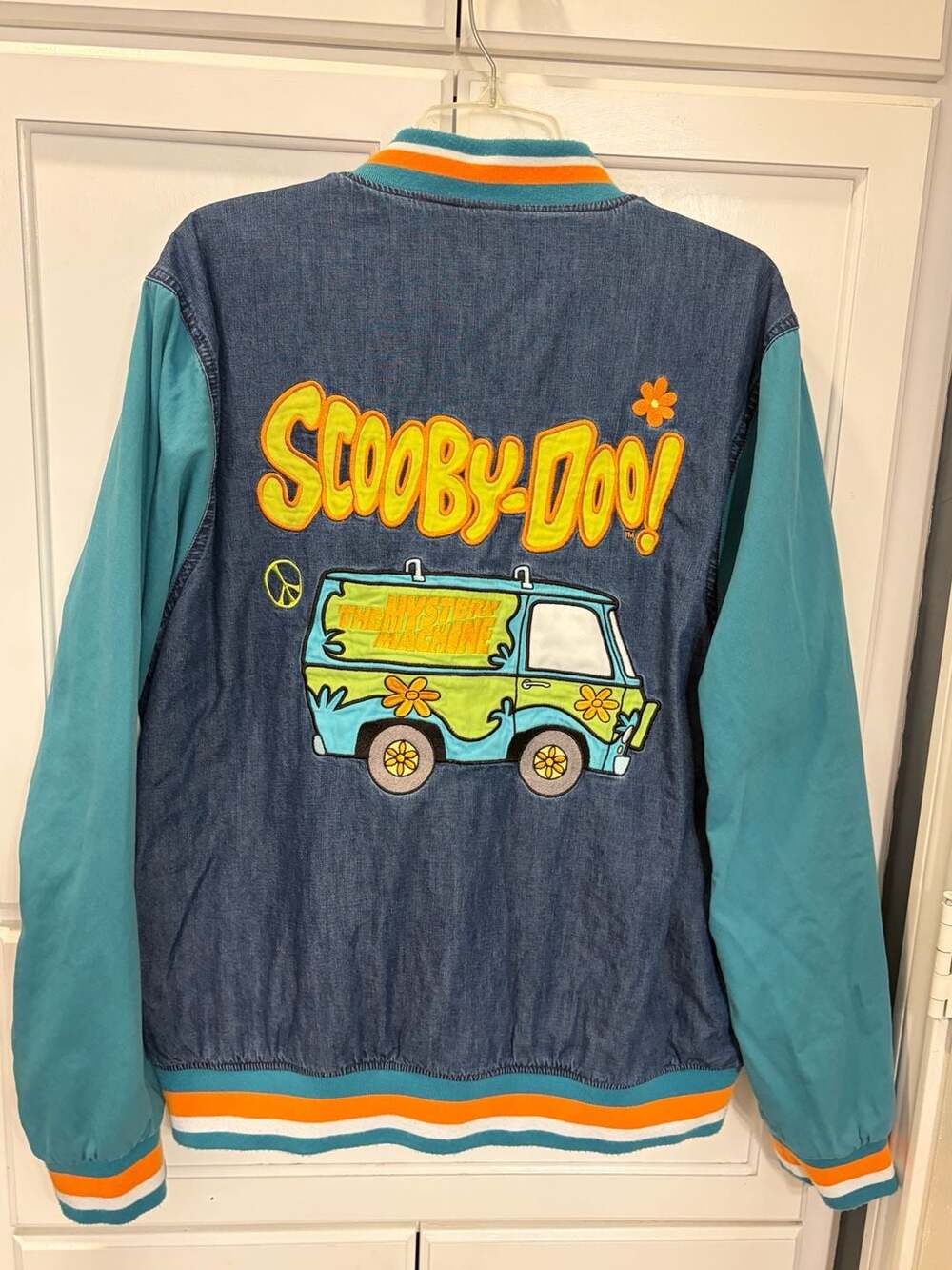 BoxLunch Scooby-Doo Mystery Machine Varsity Jacket Denim Bomber Size Large